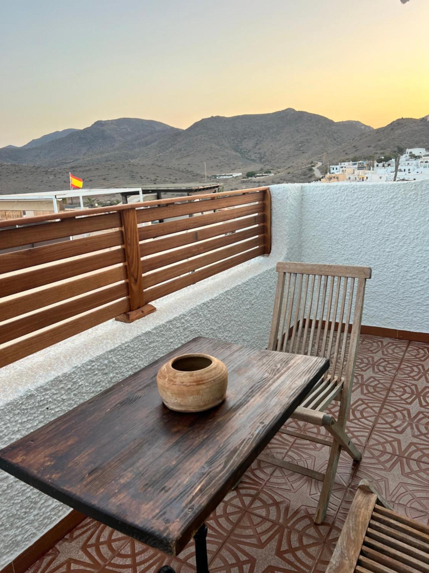 エル・ポソ・デ・ロス・フライレス Casas De Valtravieso Mar A La Vistaヴィラ エクステリア 写真